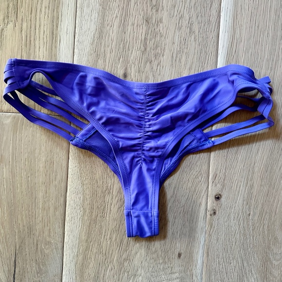 BODY GLOVE Purple Bikini Set - Picture 9 of 11